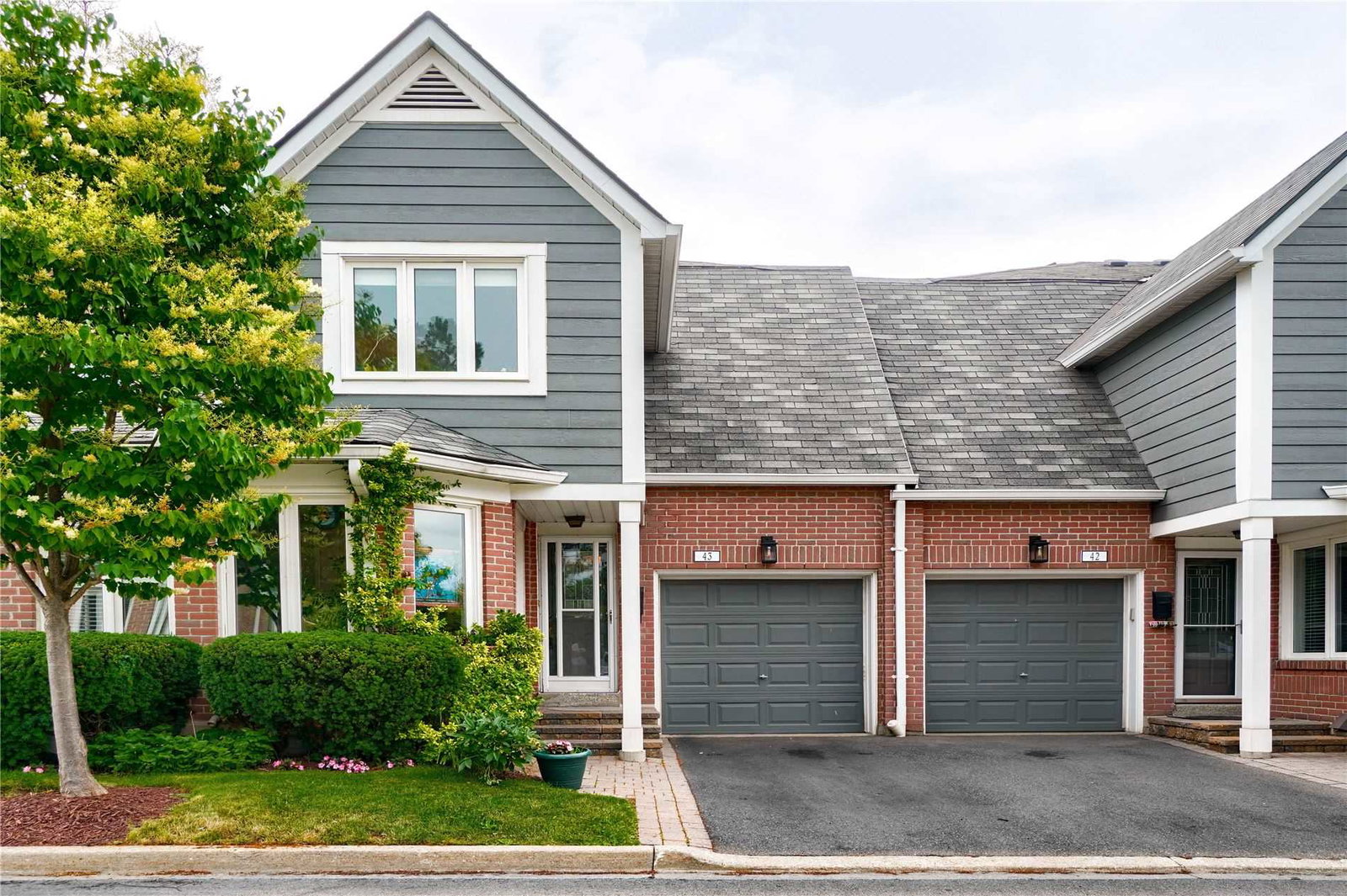 2205 South Millway Townhomes exterior