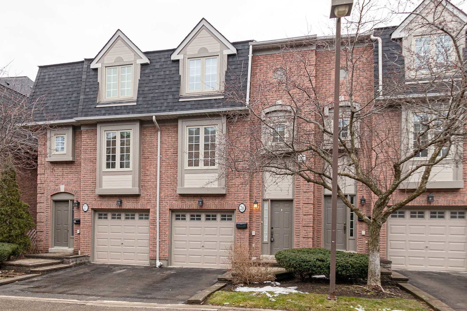 3140 Fifth Line Townhomes condo