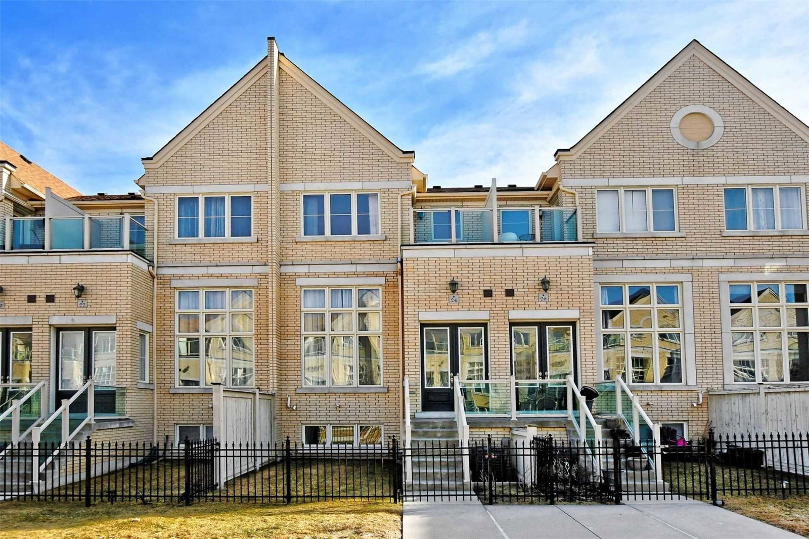 47 Maytime Way Townhouses exterior