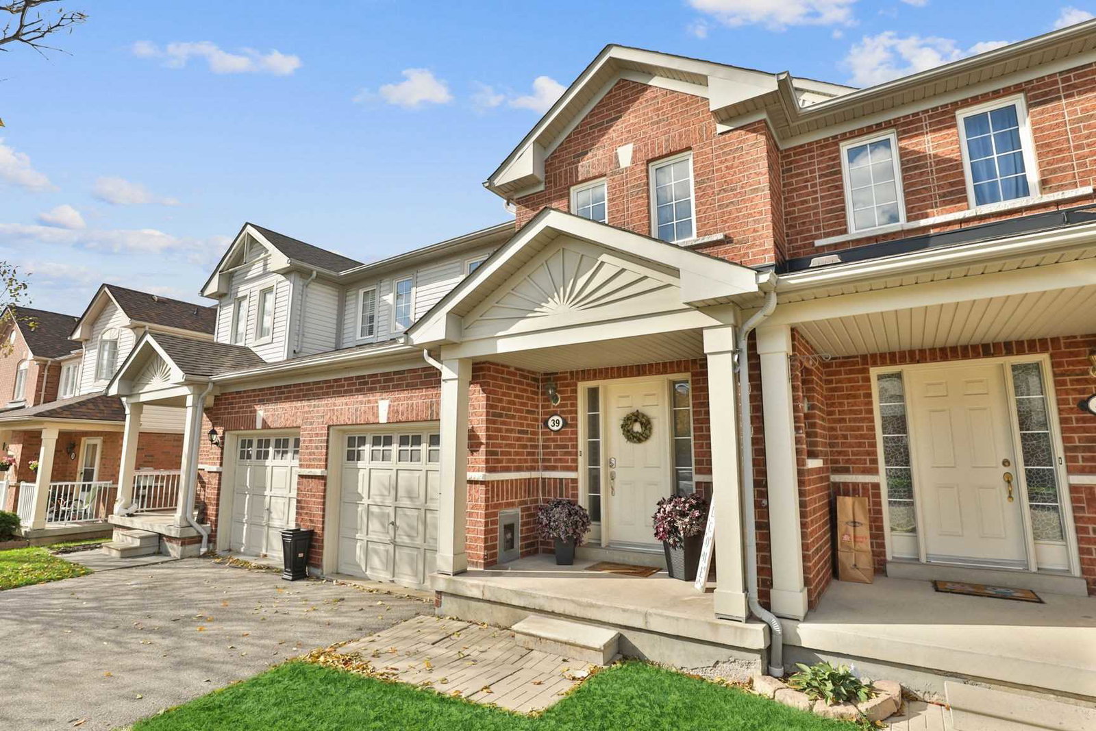 6035 Bidwell Tr Townhomes condo