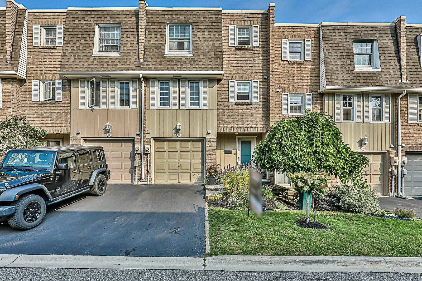 Hepworth Way Townhomes condo