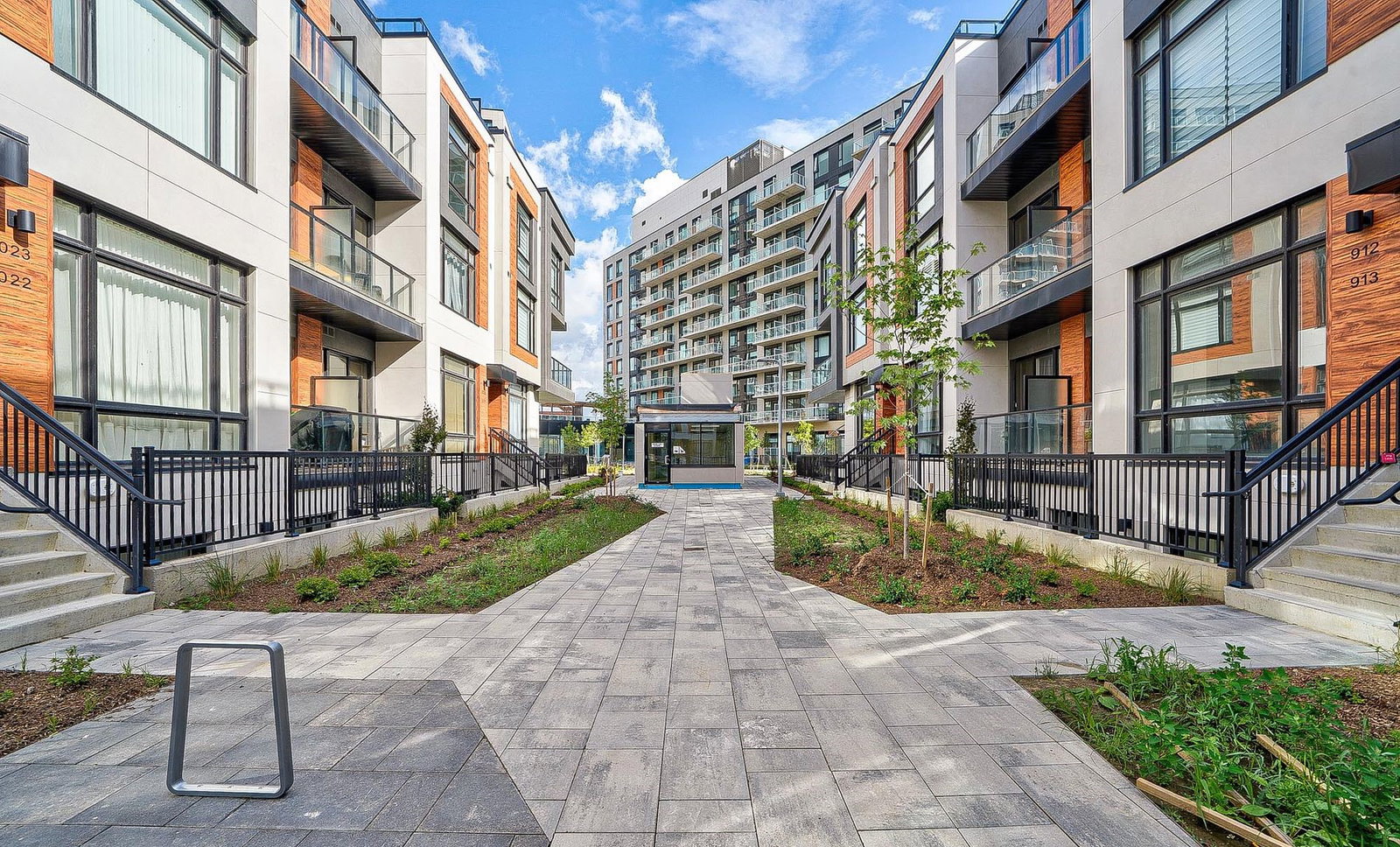 Elgin East Towns & Condos condo
