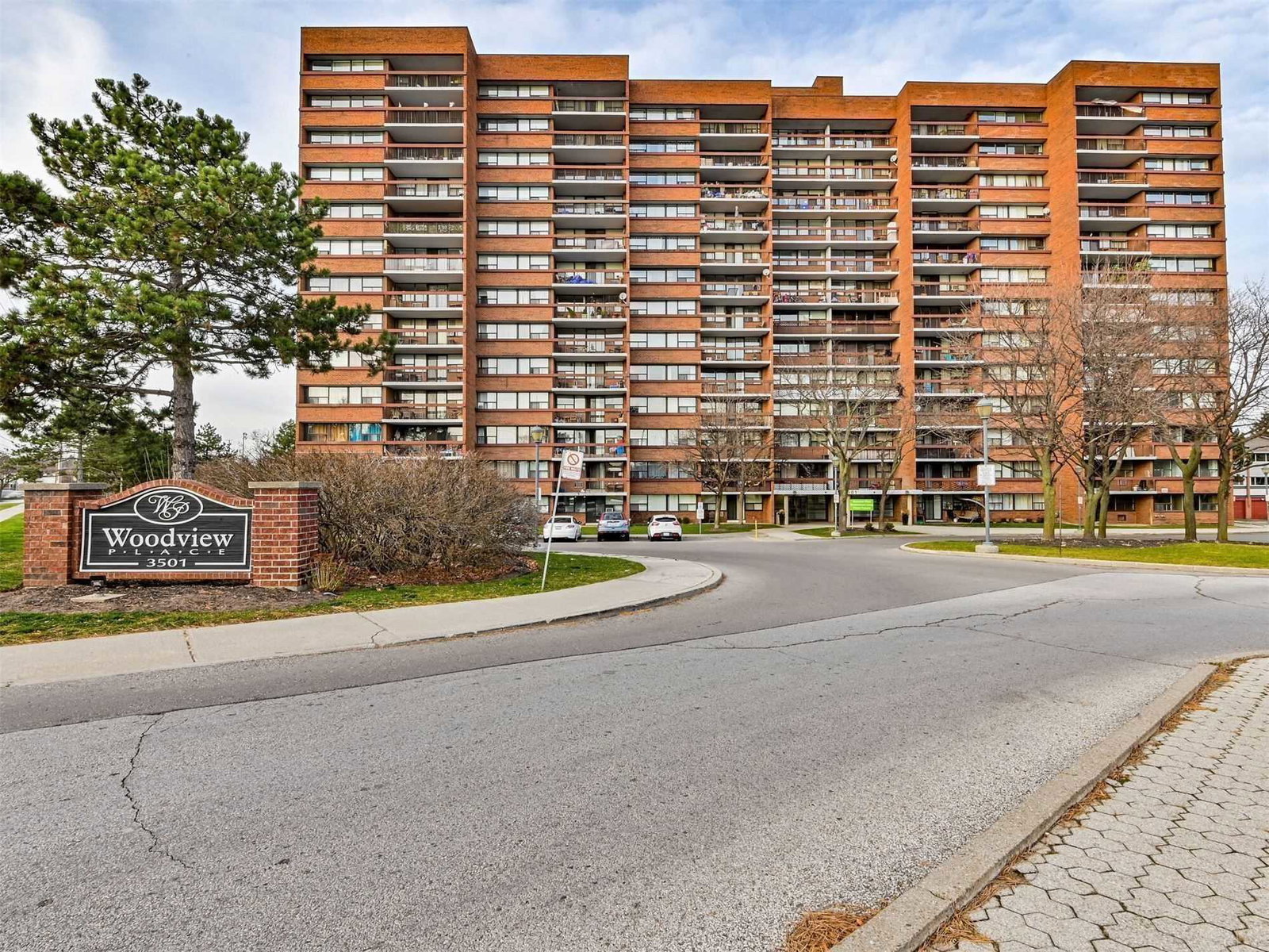 Woodview Place Condos condo building exterior