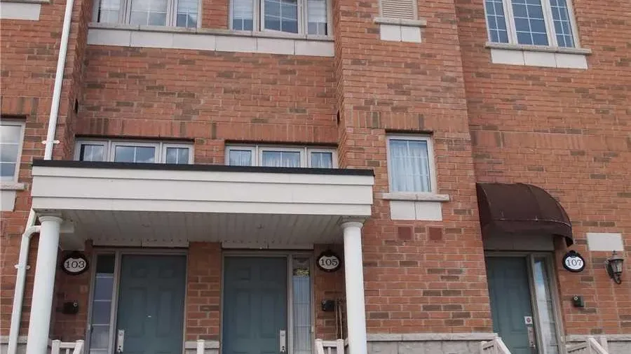 Hampshire Mews Townhomes exterior