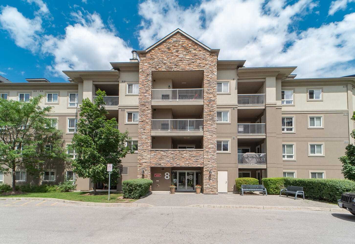 Dayspring Circle Condominium exterior