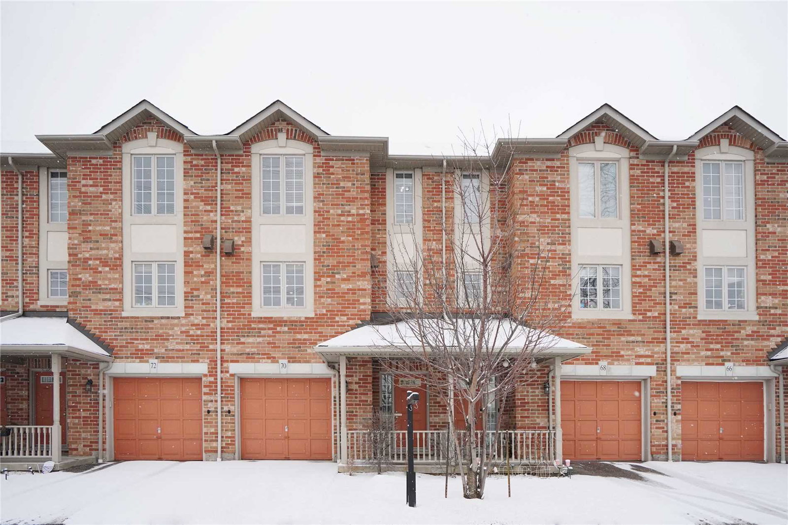 Symphony Manors condo