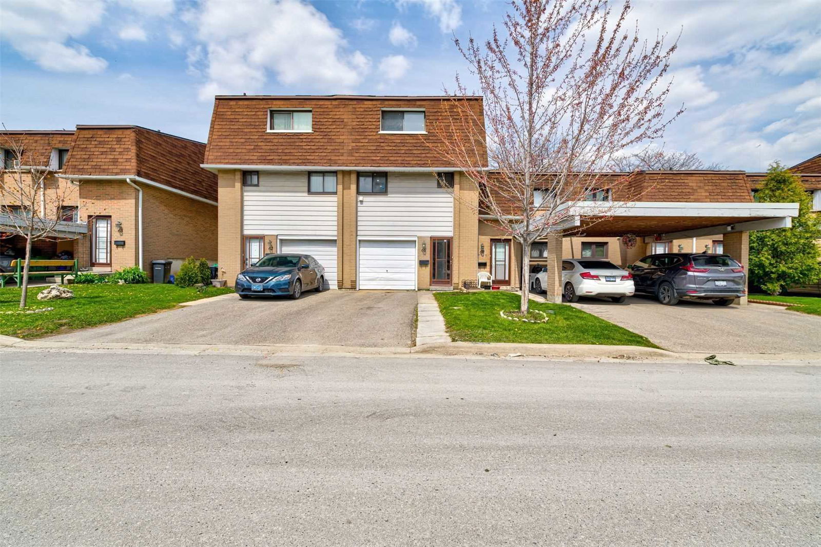 The Gates of Bramalea Townhomes exterior