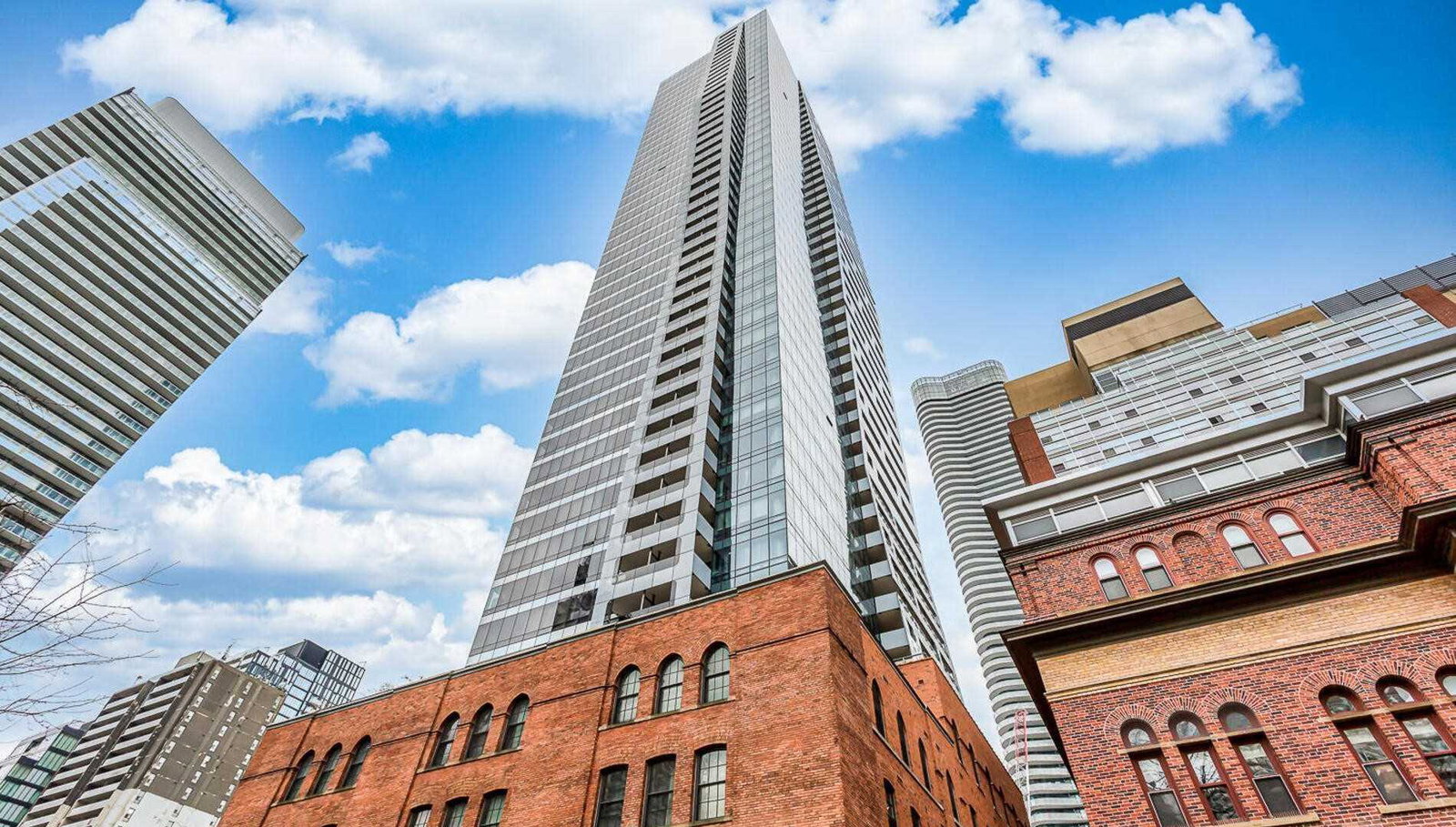 Five Condos exterior