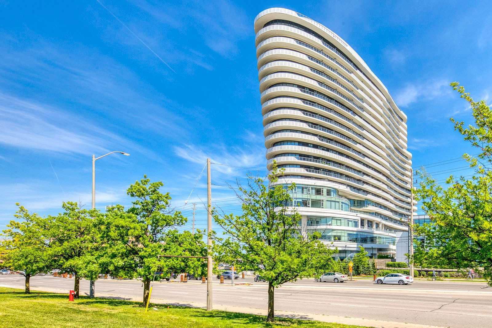 Arc Erin Mills exterior