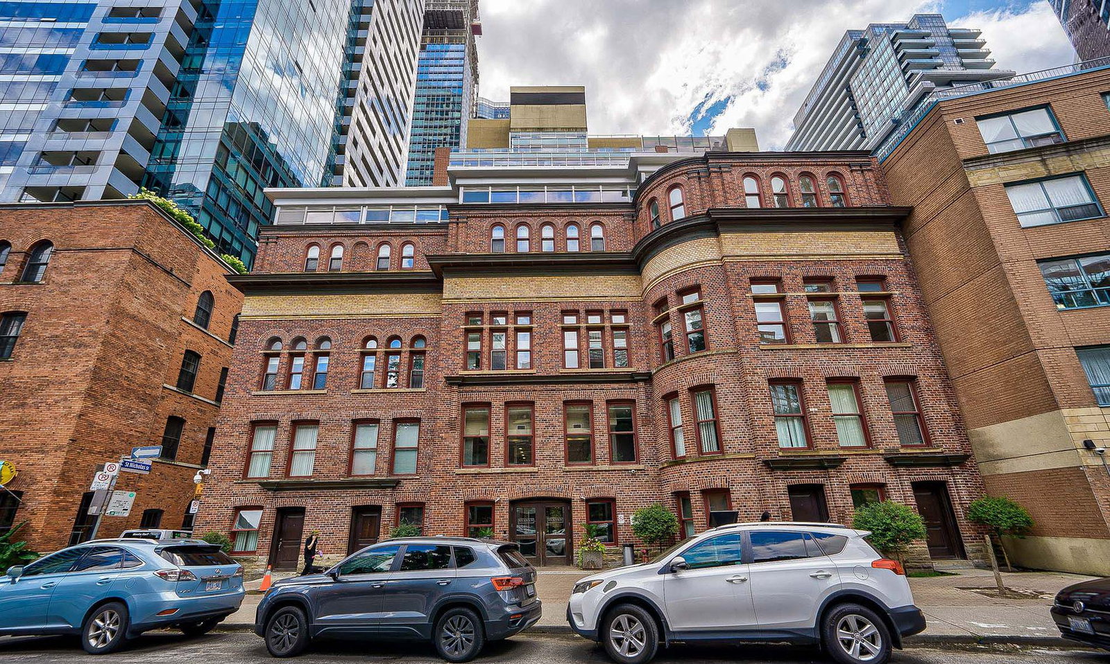 Eleven Residences exterior