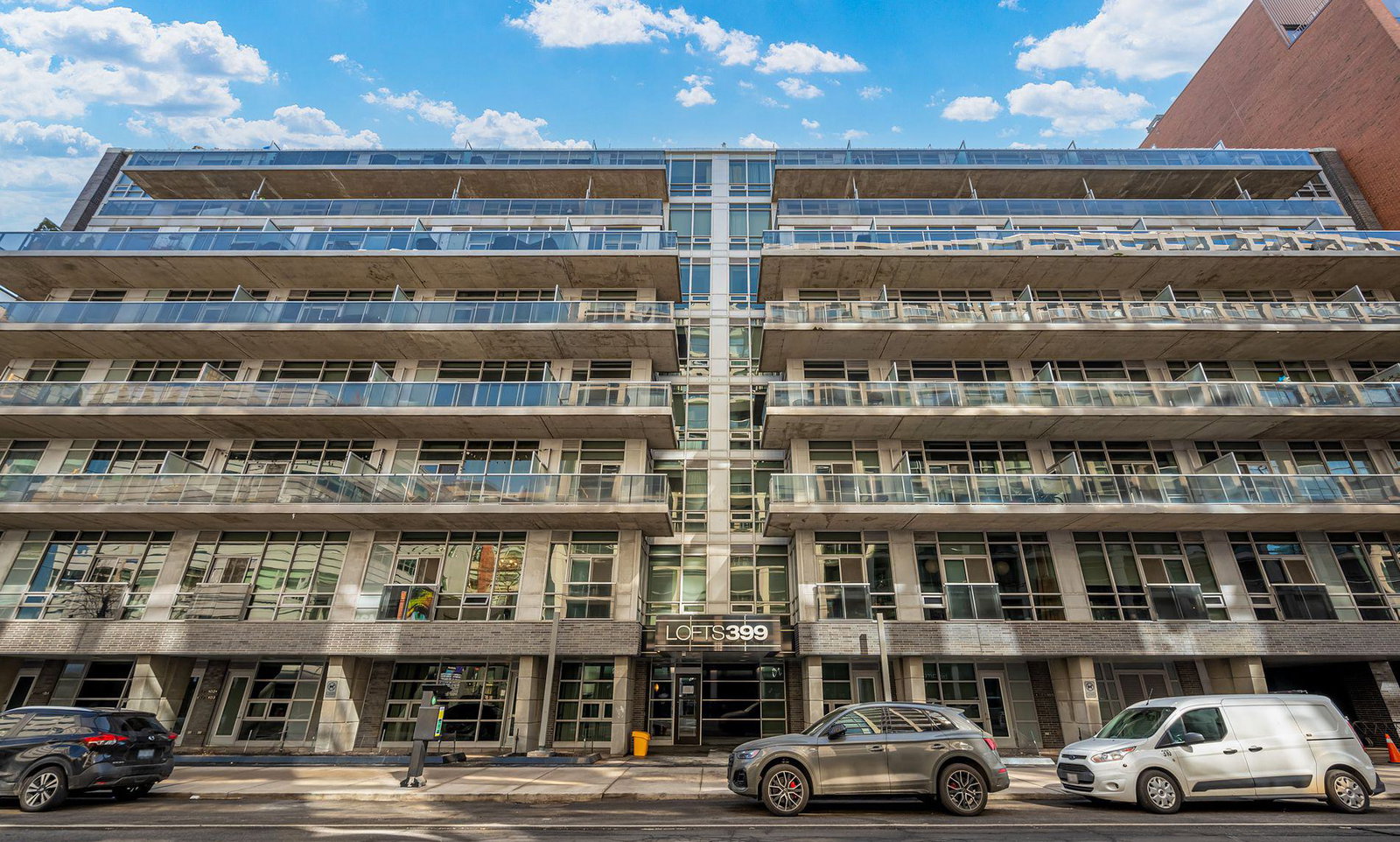 Lofts 399 condo