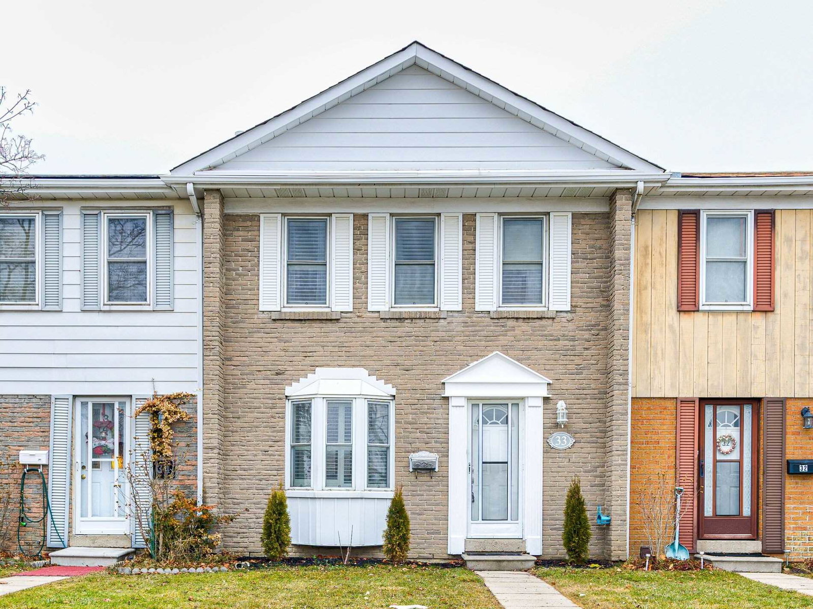 1020 Central Park Drive Townhomes exterior