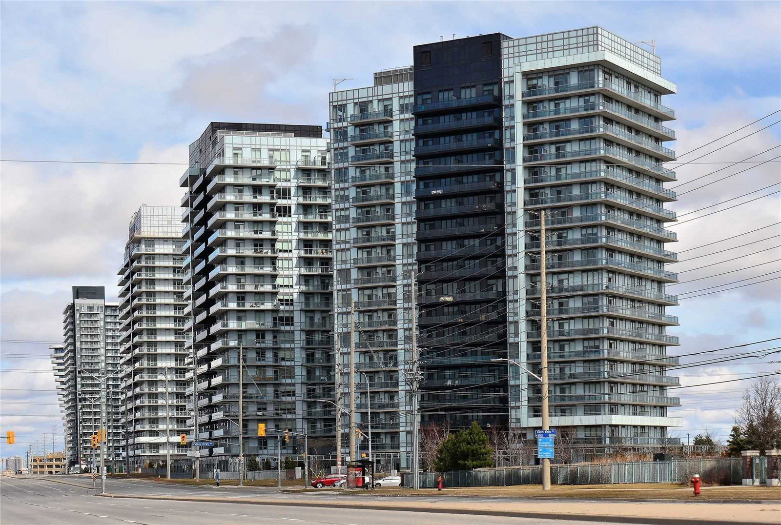 Downtown Erin Mills Condos condo