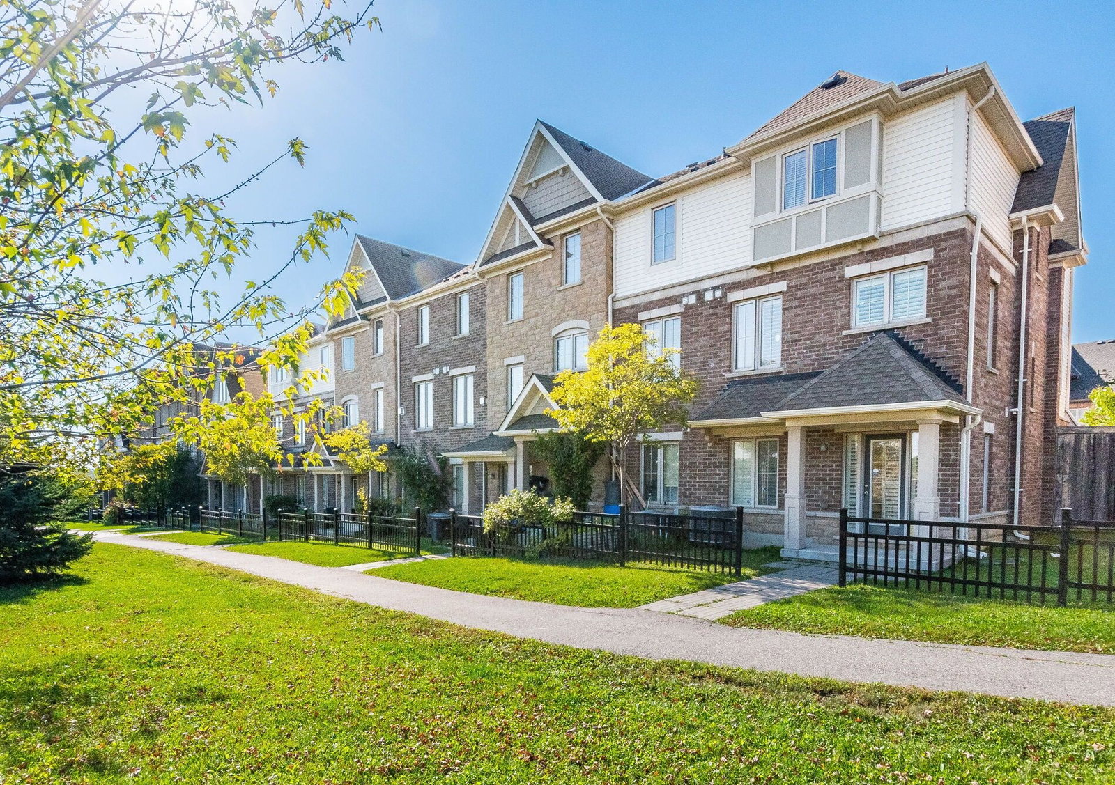 46 Soccavo Crescent exterior
