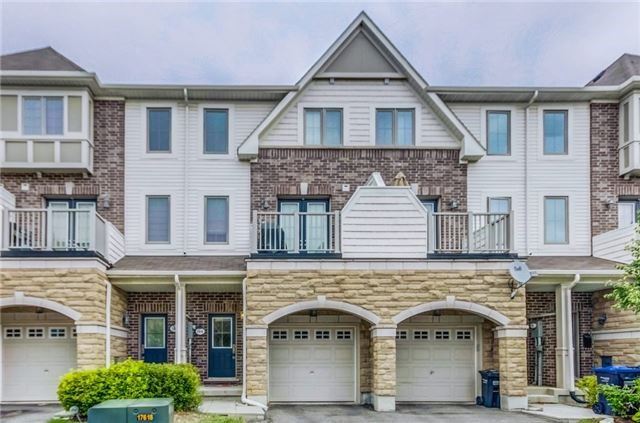 94 Cedar Lake Cres Townhomes condo