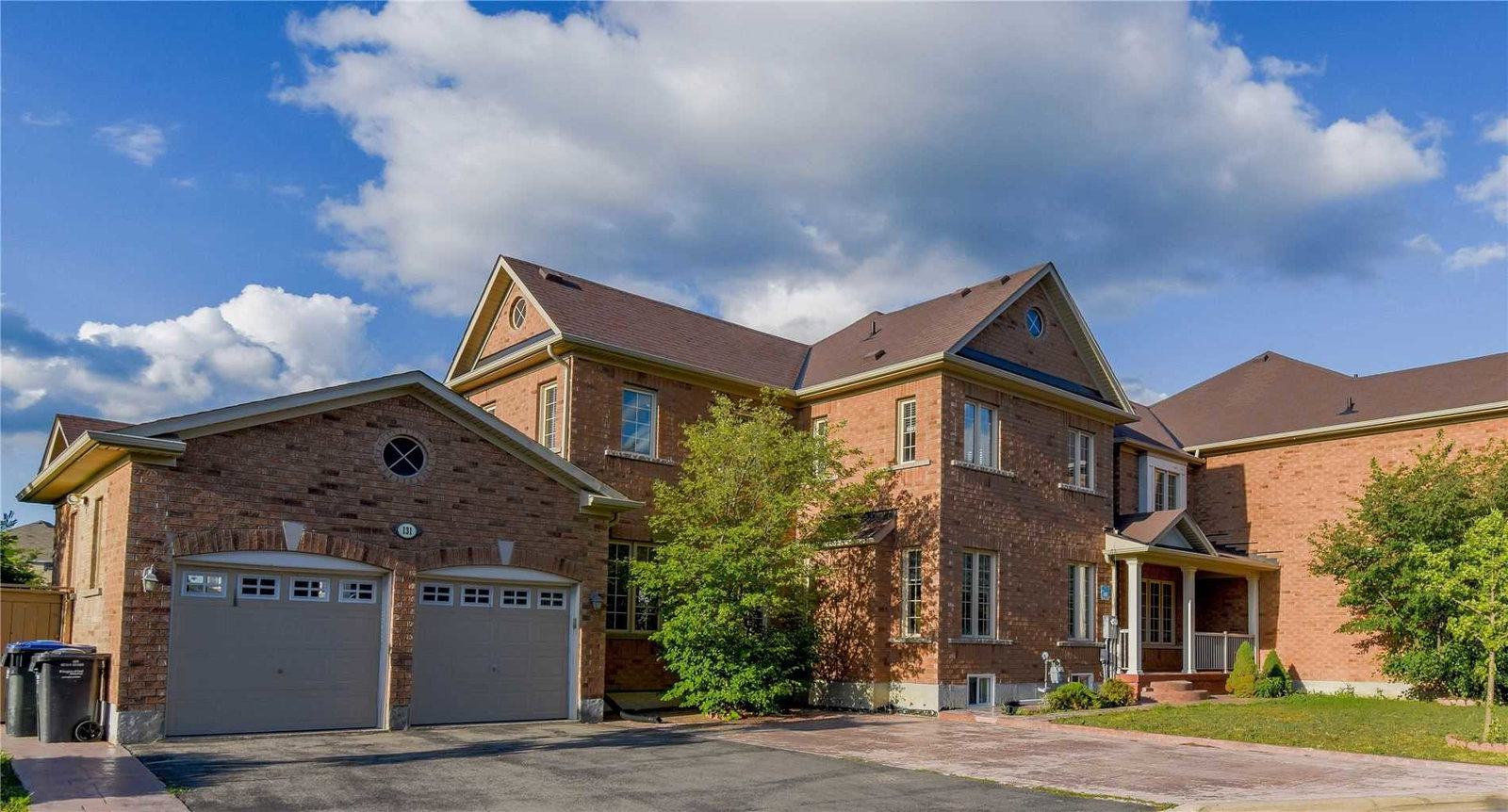 Terracotta Village at The Credit Valley exterior