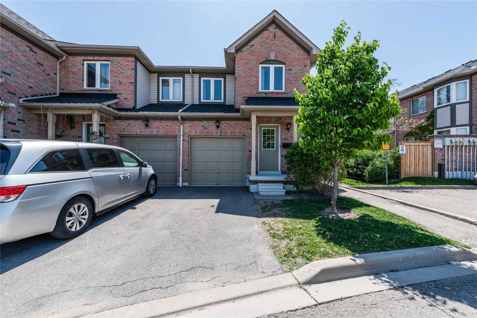  4600 Kimbermount Avenue Townhomes condo