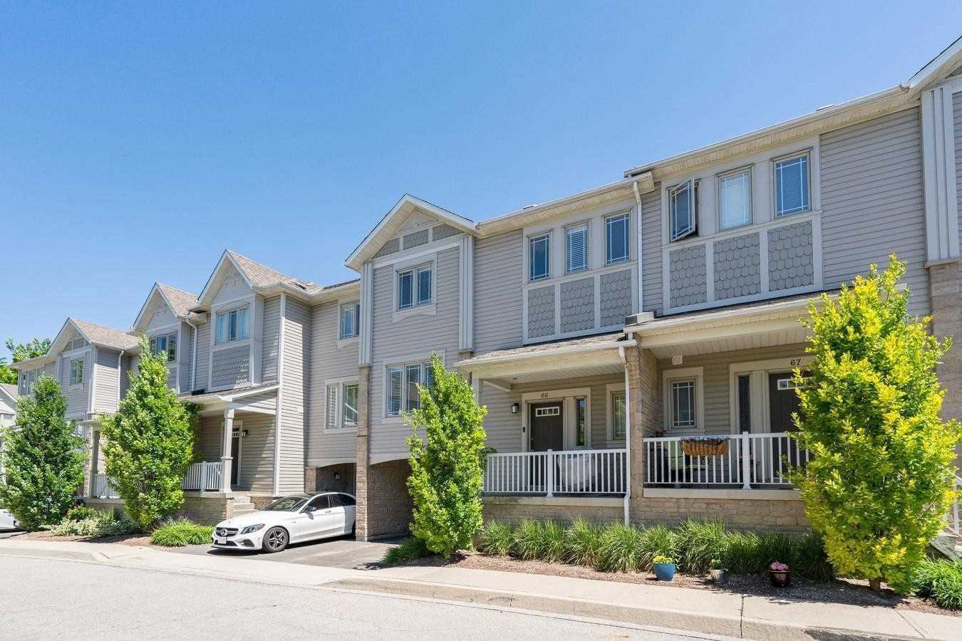 7105 Branigan Gate Townhomes exterior