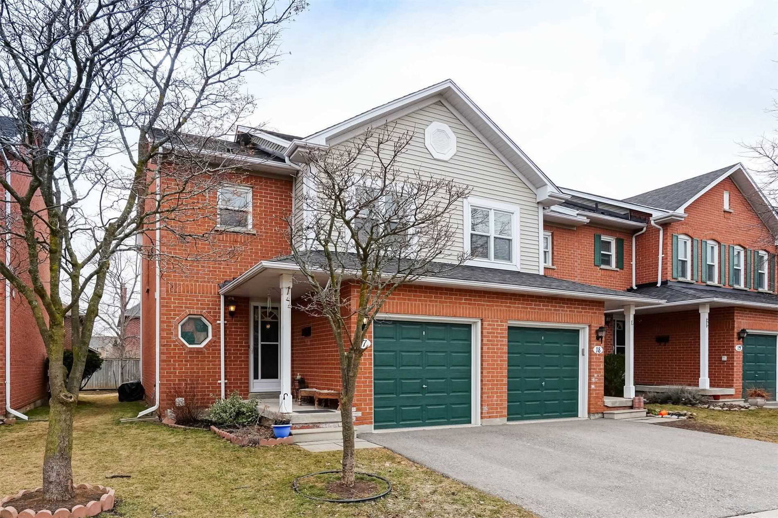 Erin Village Townhomes condo