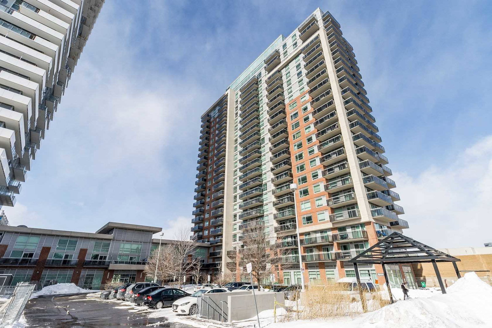 Rhythm Condos exterior