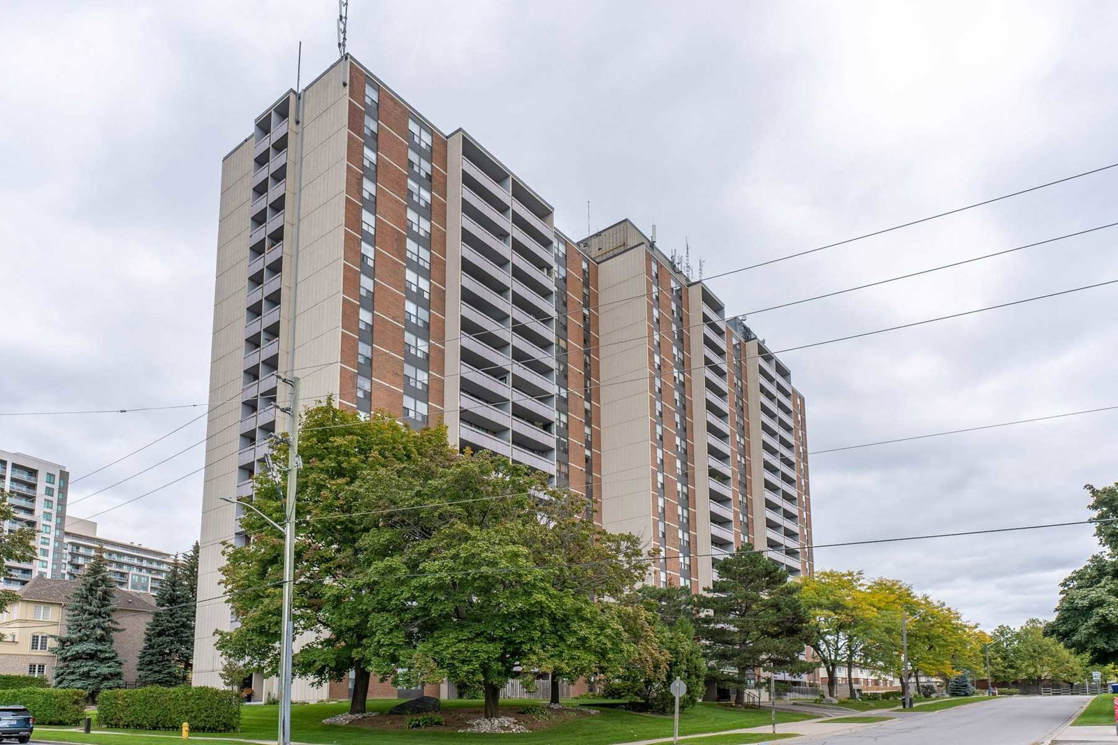 The Bayshore Condominiums exterior