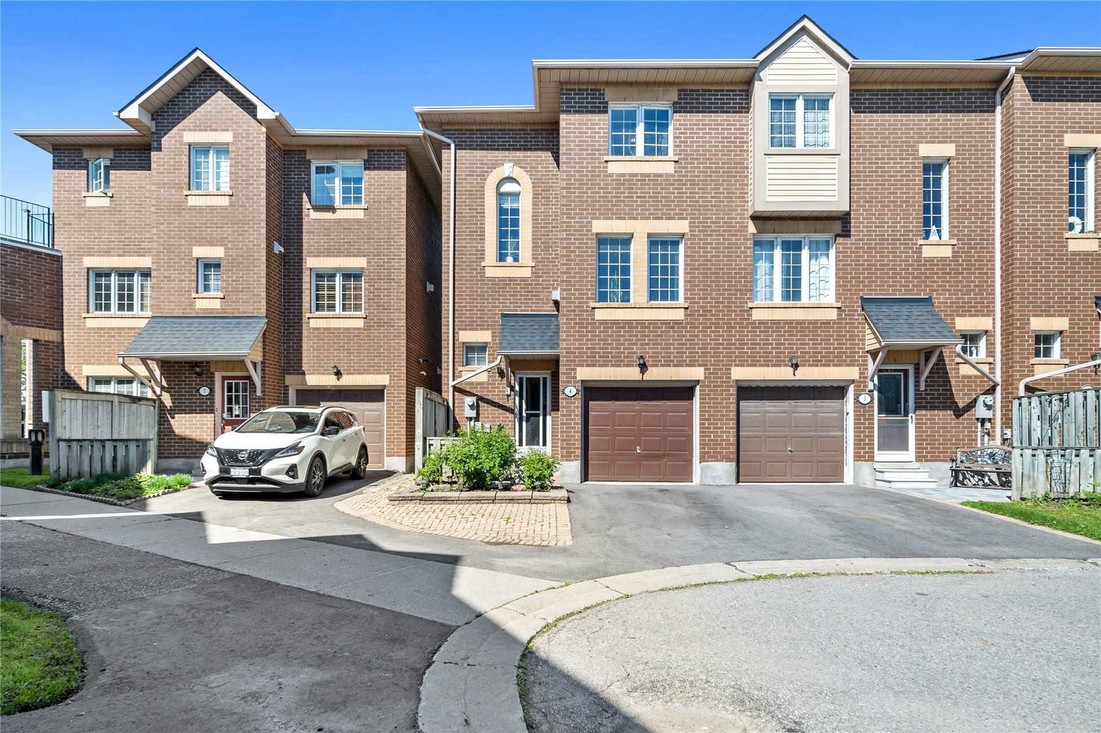 Walnutiane Townhomes condo