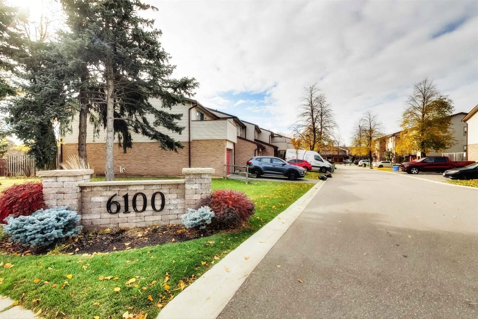 6100 Montevideo Road Townhomes condo