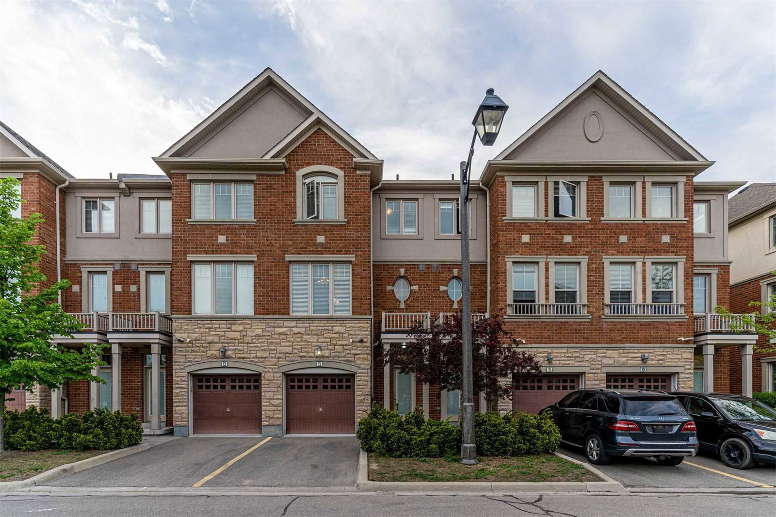 5710 Long Valley Road condo building exterior