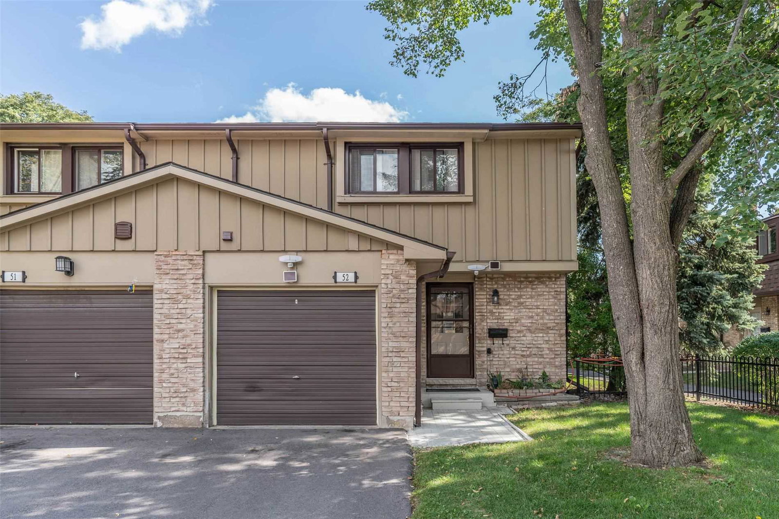 105 Hansen Road North Townhomes condo