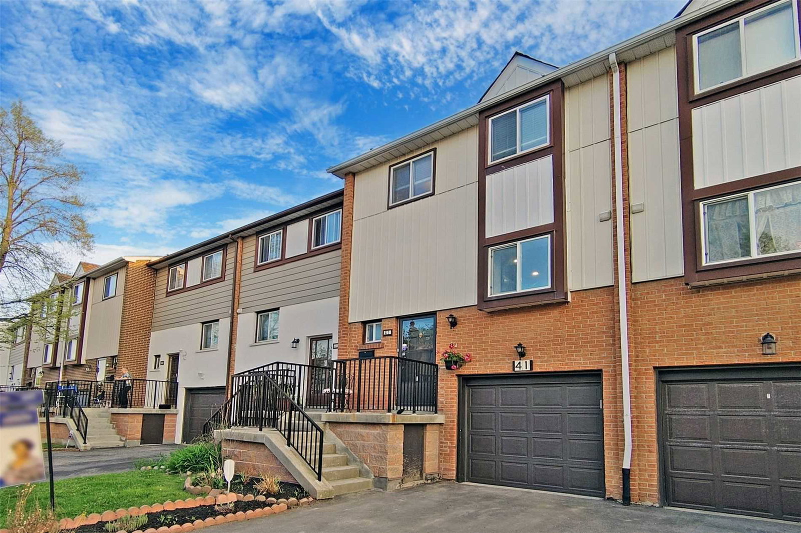 Moregate Crescent Townhomes condo