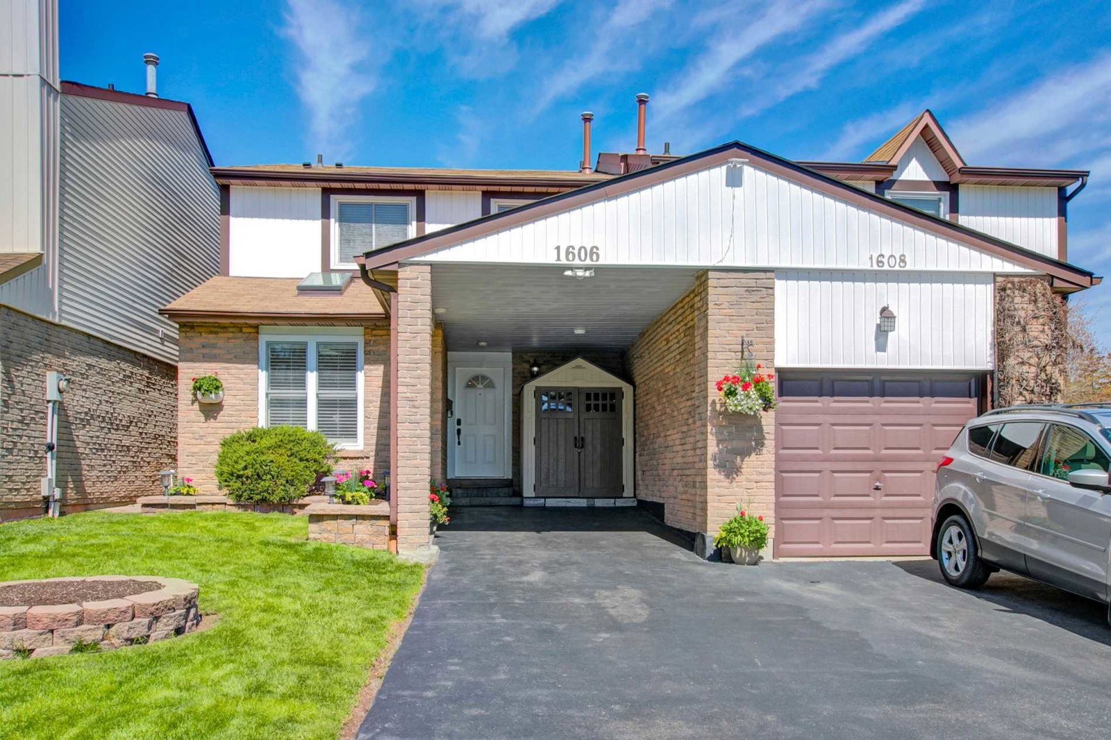1580 Lancaster Drive Townhomes condo