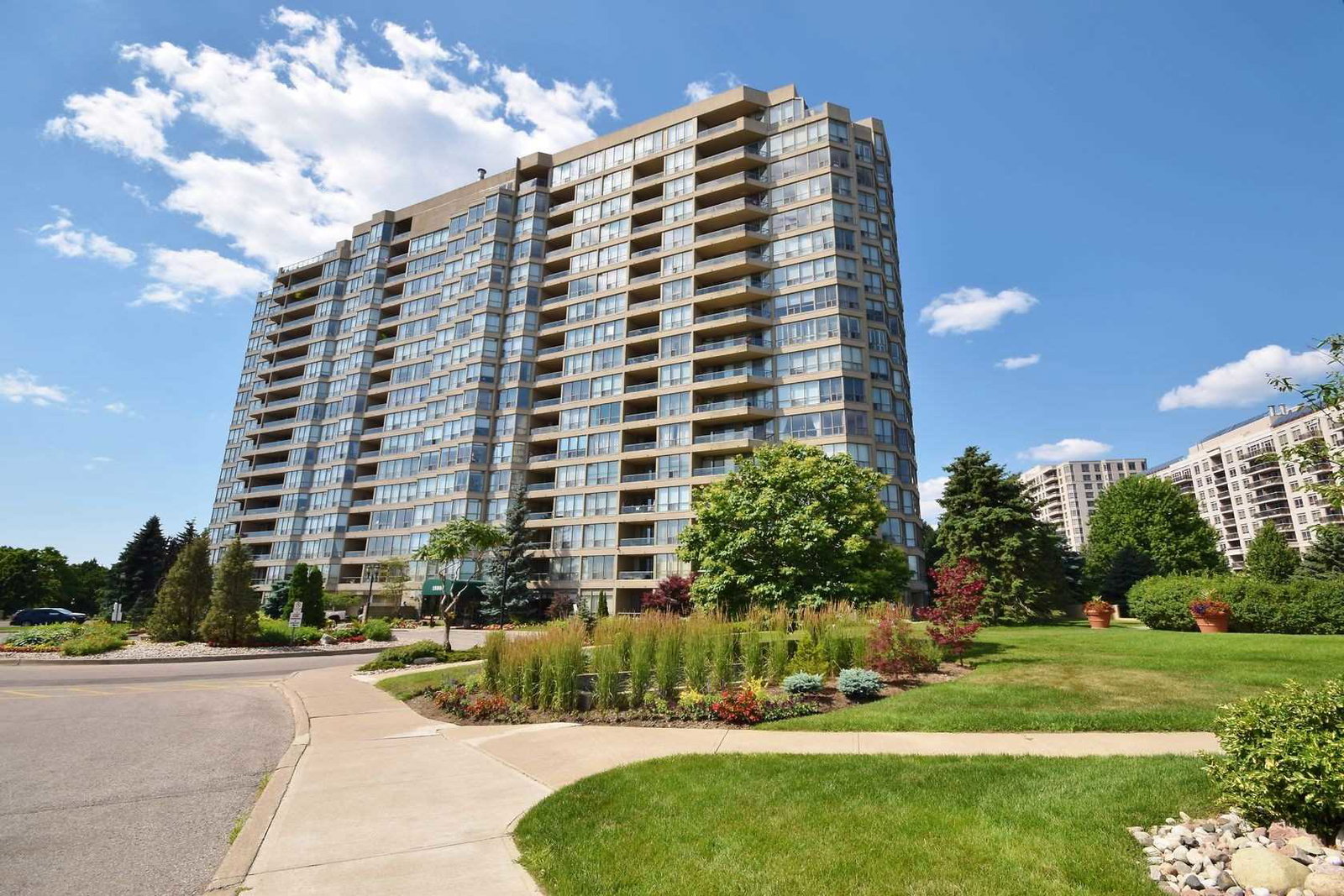Discovery Place II Condos condo