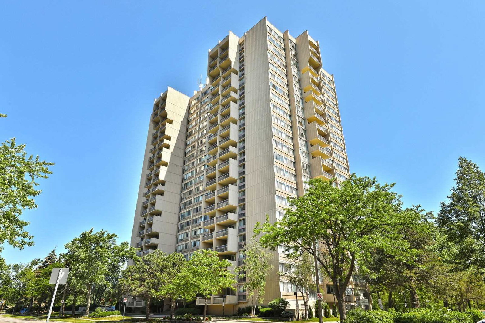 The Oaks Condos condo