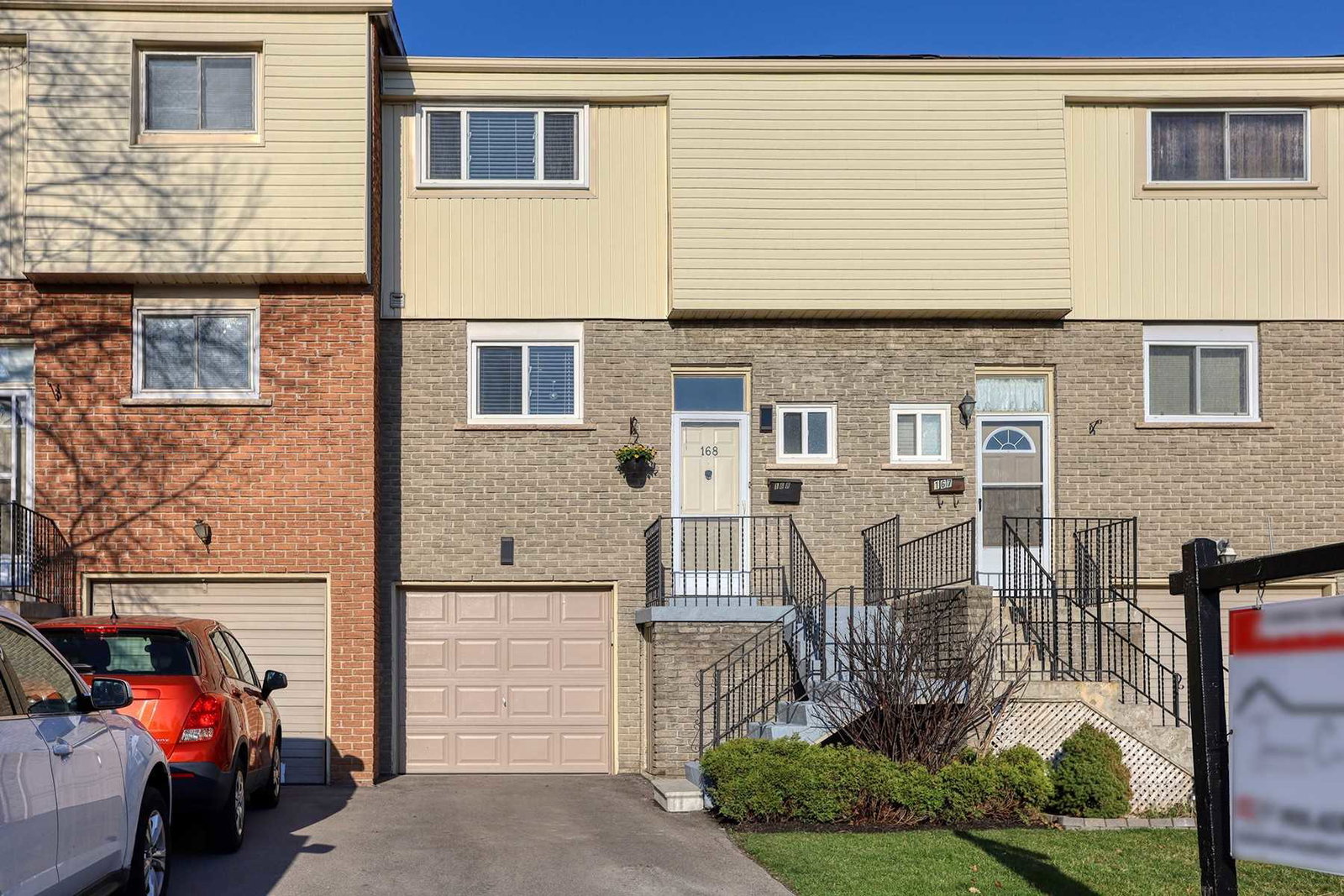 1915 Denmar Townhomes condo