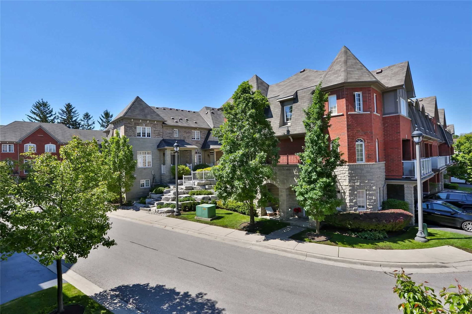 Duffin's Gate Townhomes condo