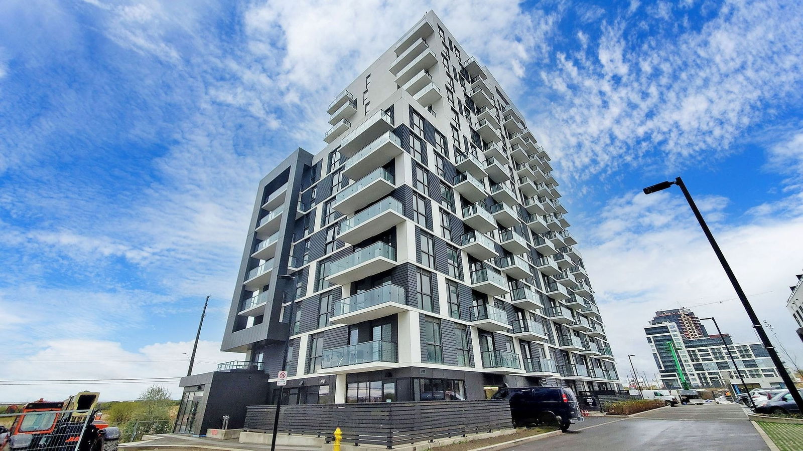 North Oak - Condos at Oakvillage condo