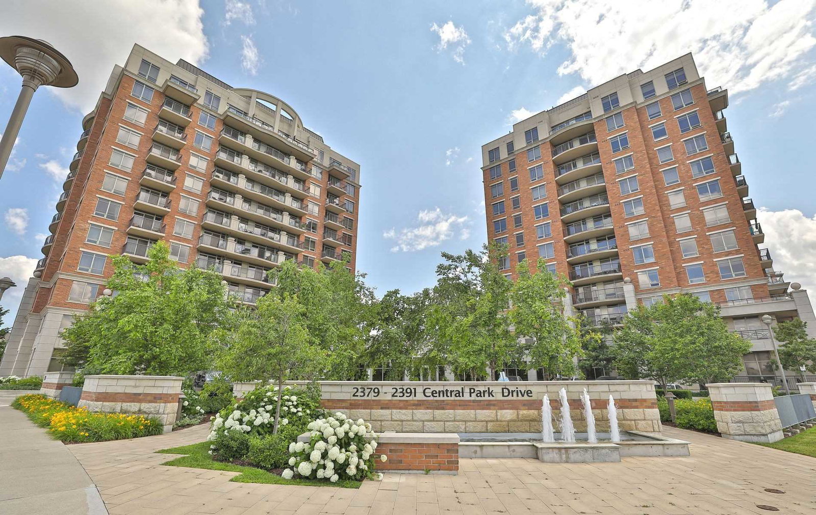 The Courtyard Residences condo