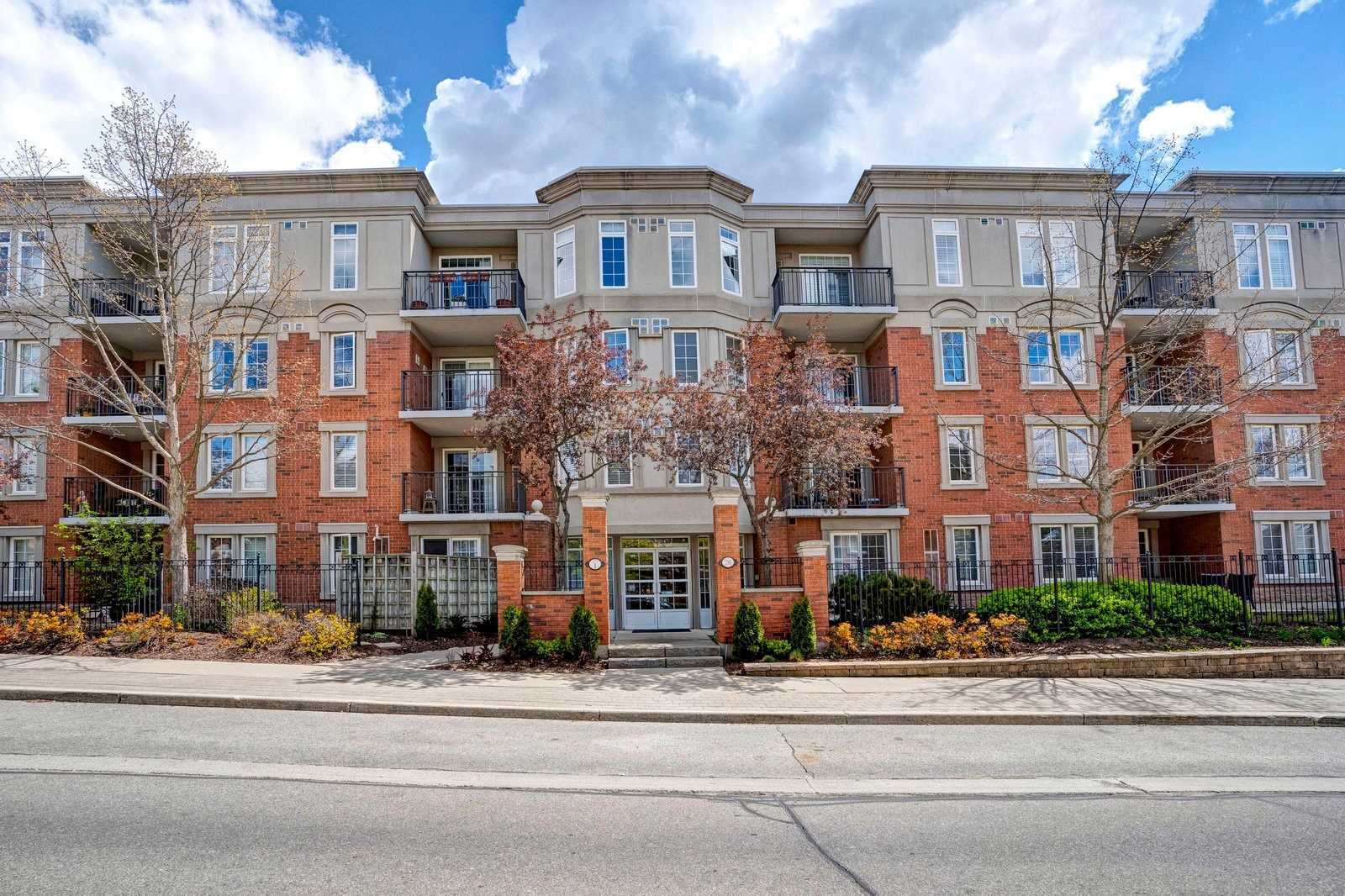 Park Place I Condos exterior