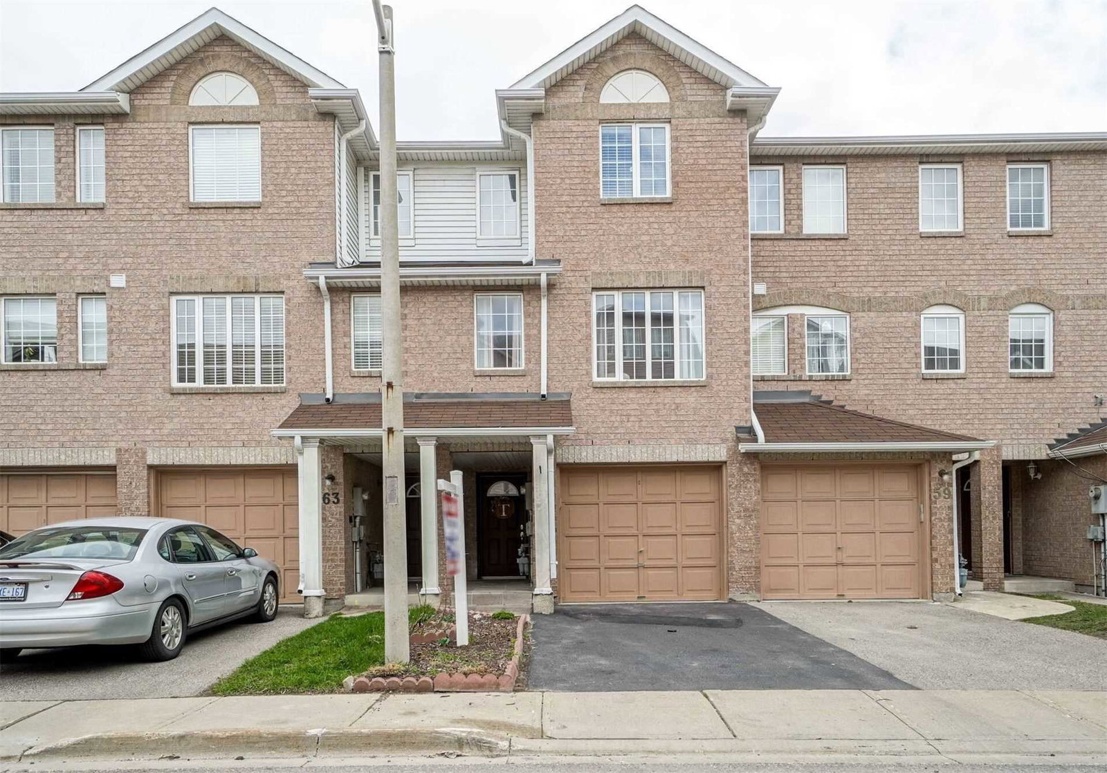 158 Spadina Road Townhouses condo