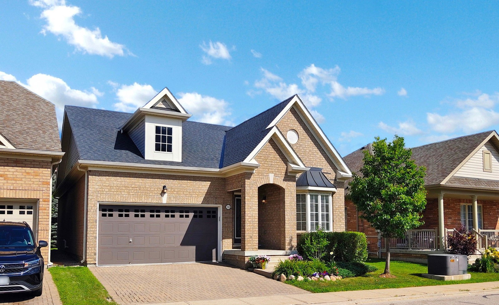 30 Muzzo Drive condo building exterior