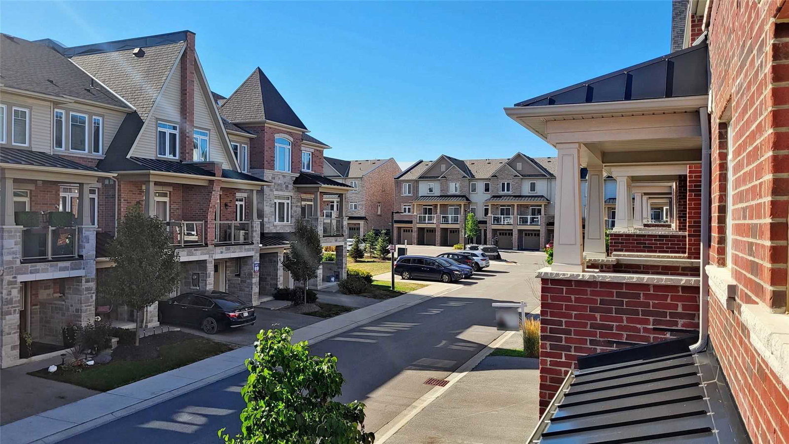 2401-2435 Nantucket Chase exterior