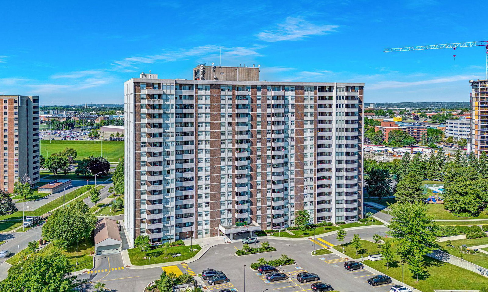 44 Falby Court Condos exterior