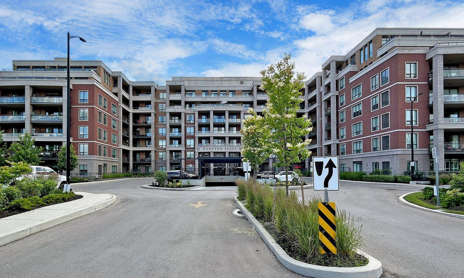 Hampton Place Condos exterior