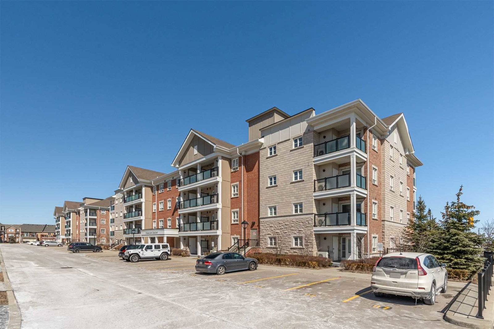 Baycliffe Condos condo