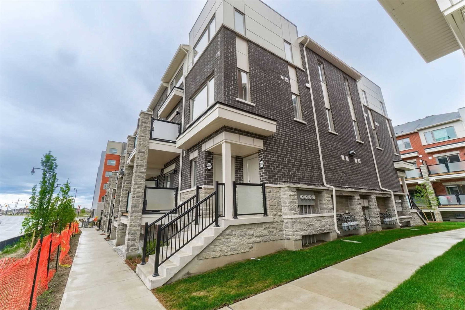 Union Mount Pleasant Towns condo