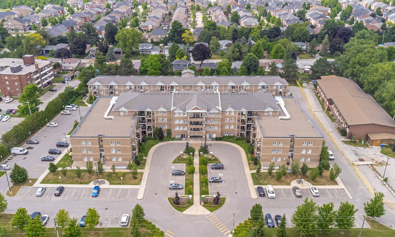 Glengrove on the Park Condos condo