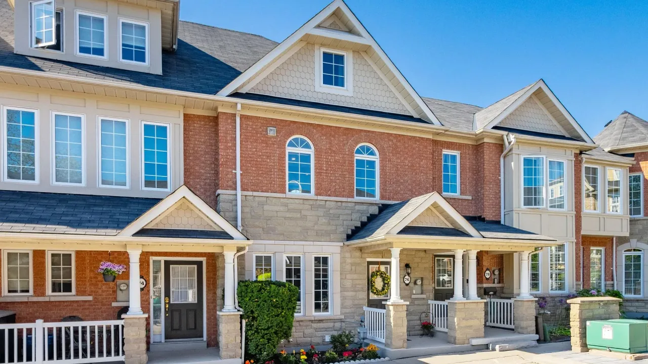 Torr Lane Townhomes exterior