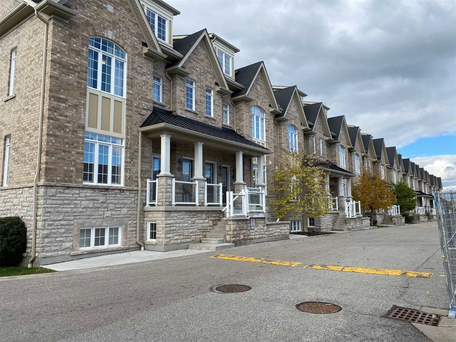 Lovegrove Lane Townhomes condo