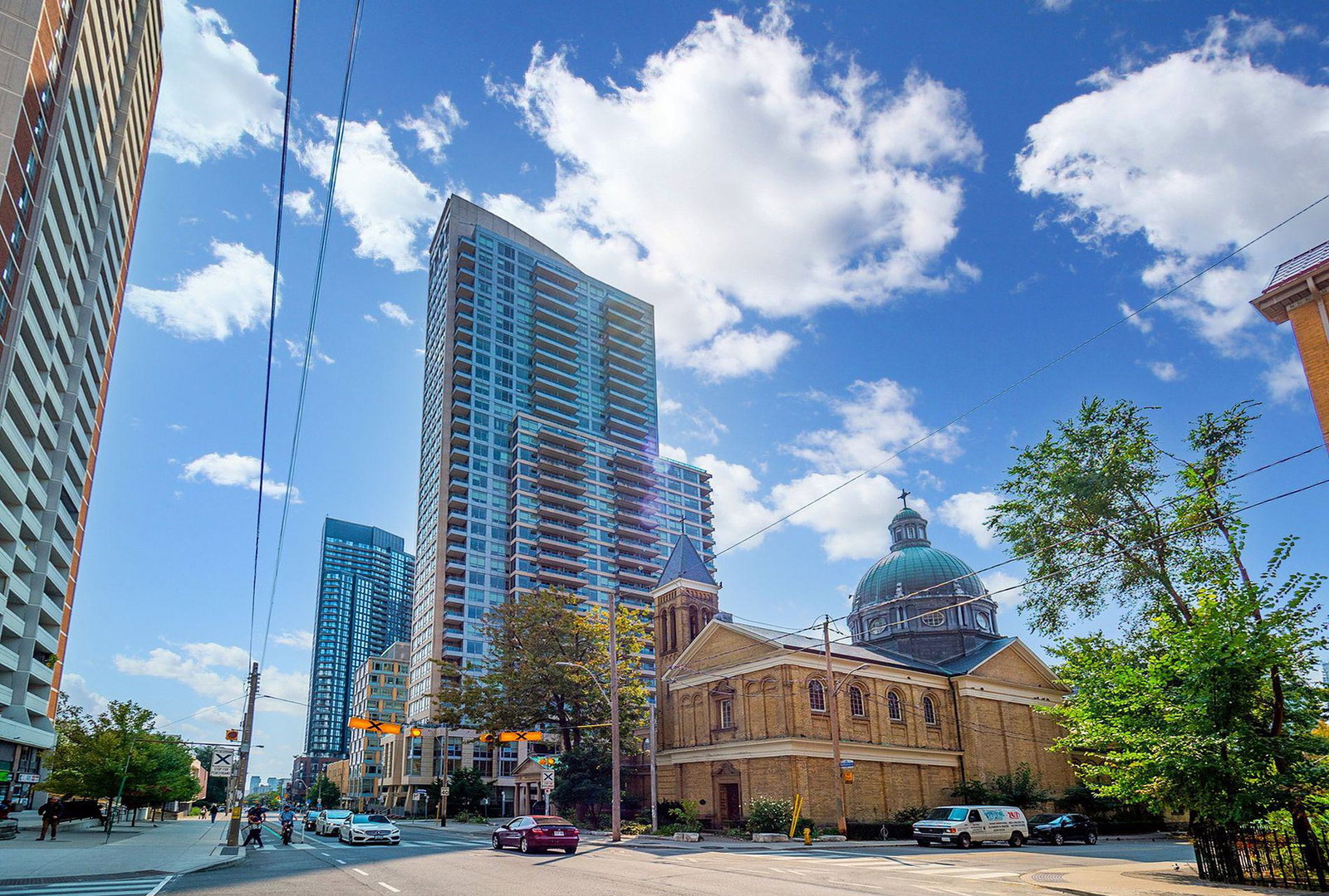 The 500 Sherbourne Condos exterior