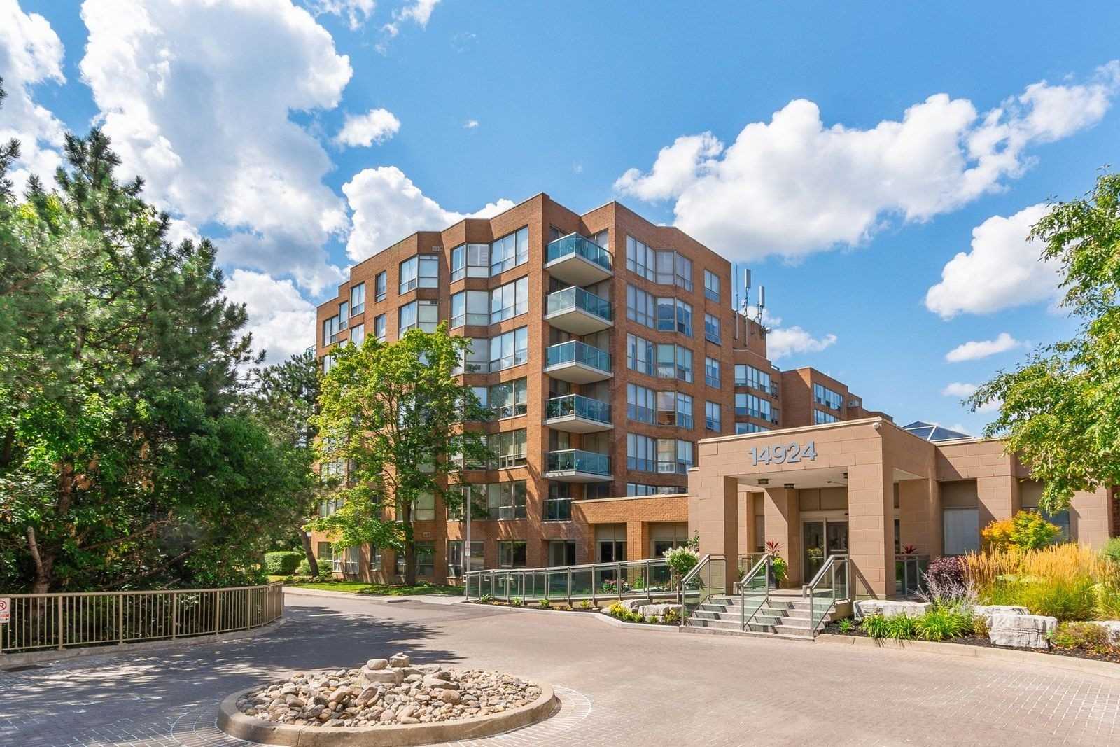Highland Green Condos condo